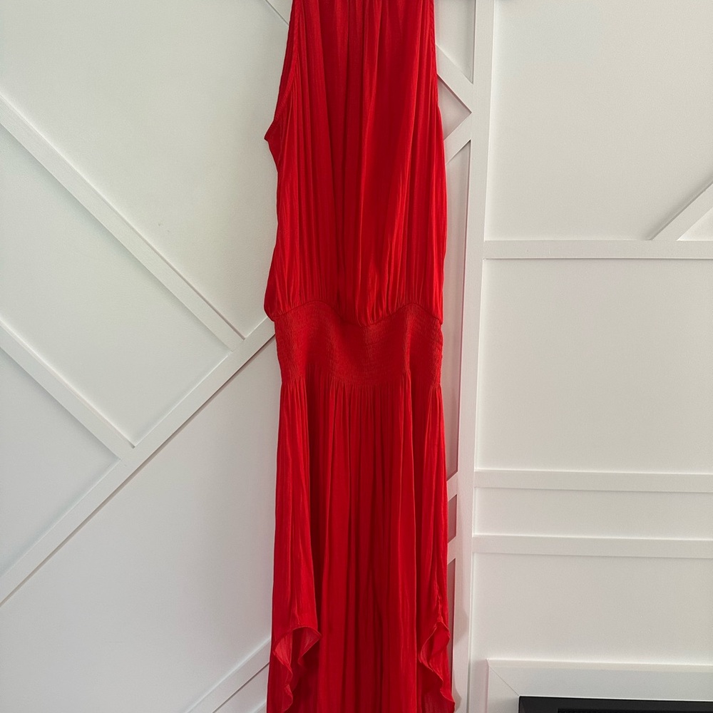 Elegant Red Sleeveless Dress